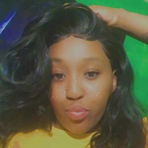 Meet your Posher, Alizé